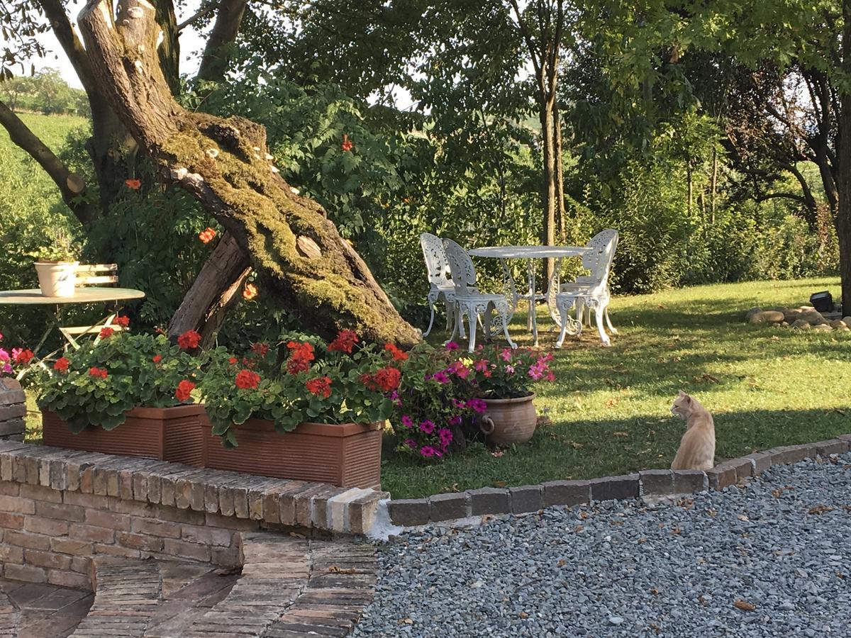 Agriturismo Relais "Il Bricco" Villa Nizza Monferrato Dış mekan fotoğraf